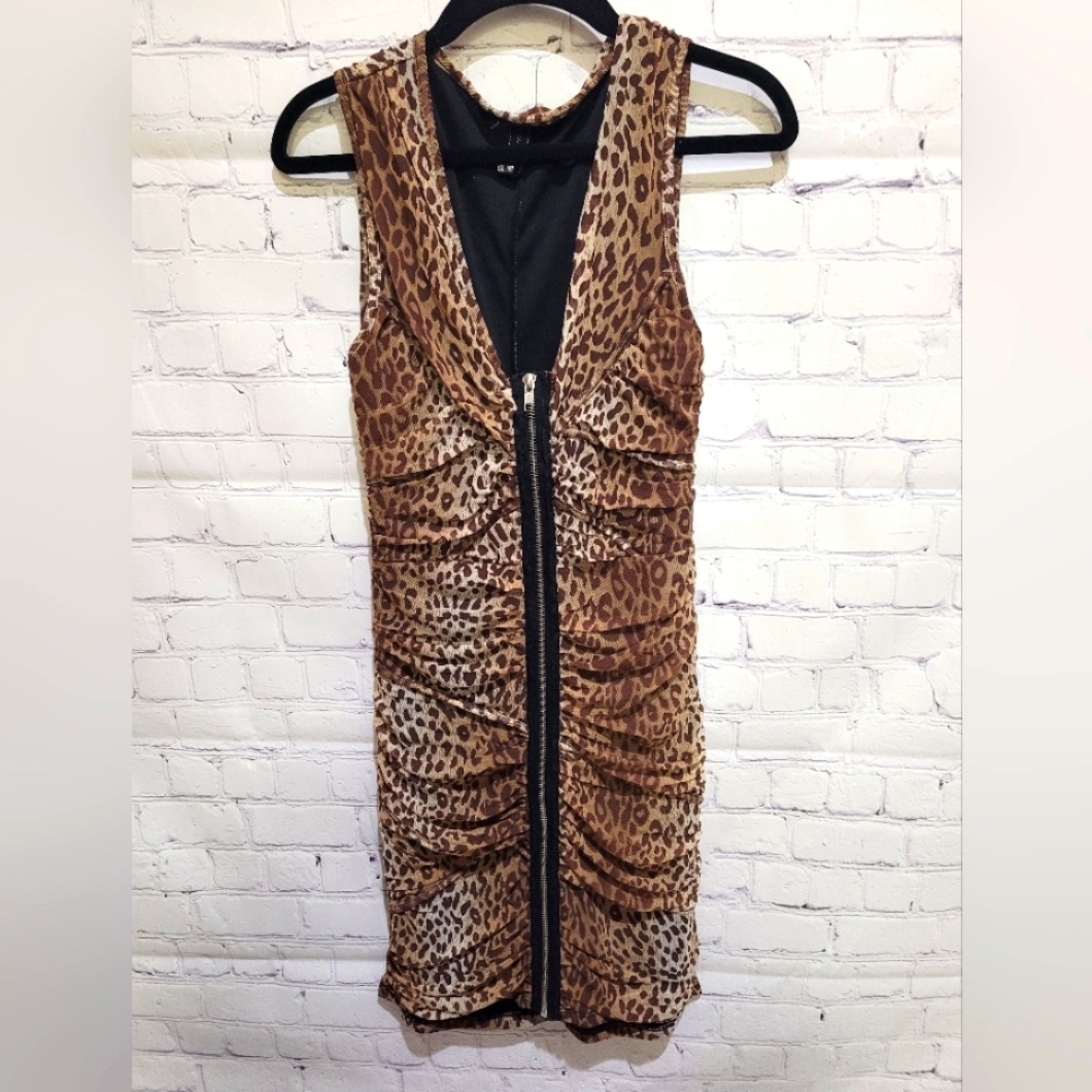 Poof Couture Leopard Print Zipper Front Ruched Dress Size‎ Medium